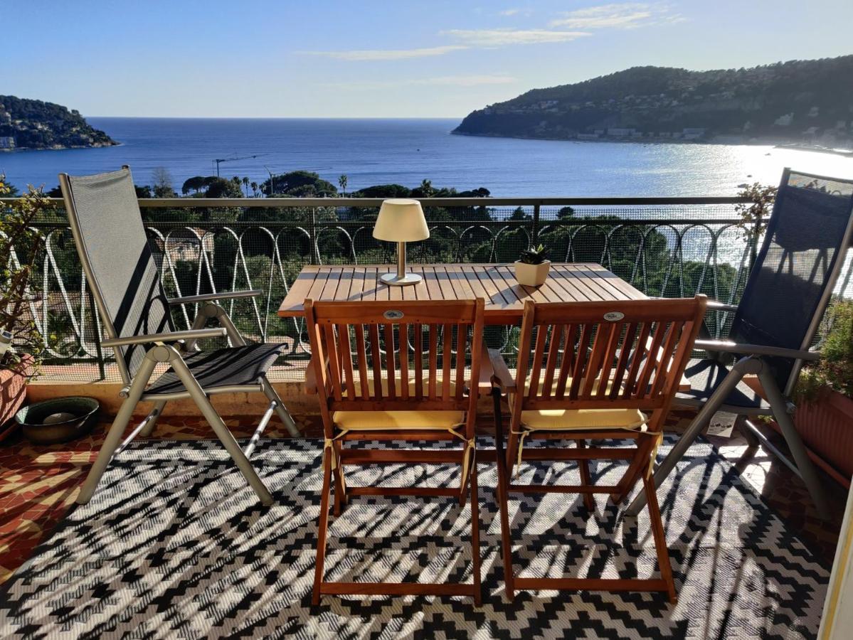 Ferienwohnung Vintage Flat Overlooking Villefranche Bay Exterior foto